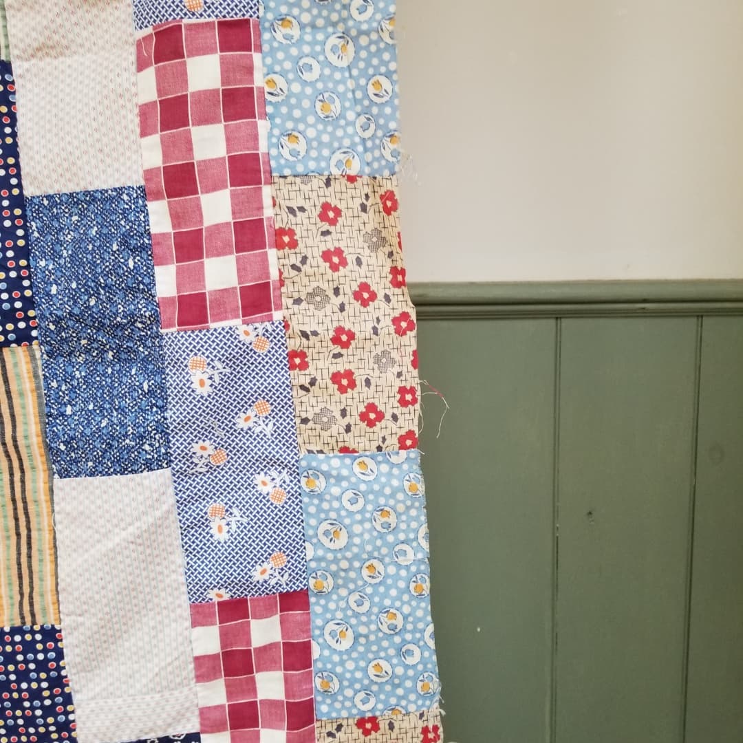 Antique Vertical Brick Quilt TOP