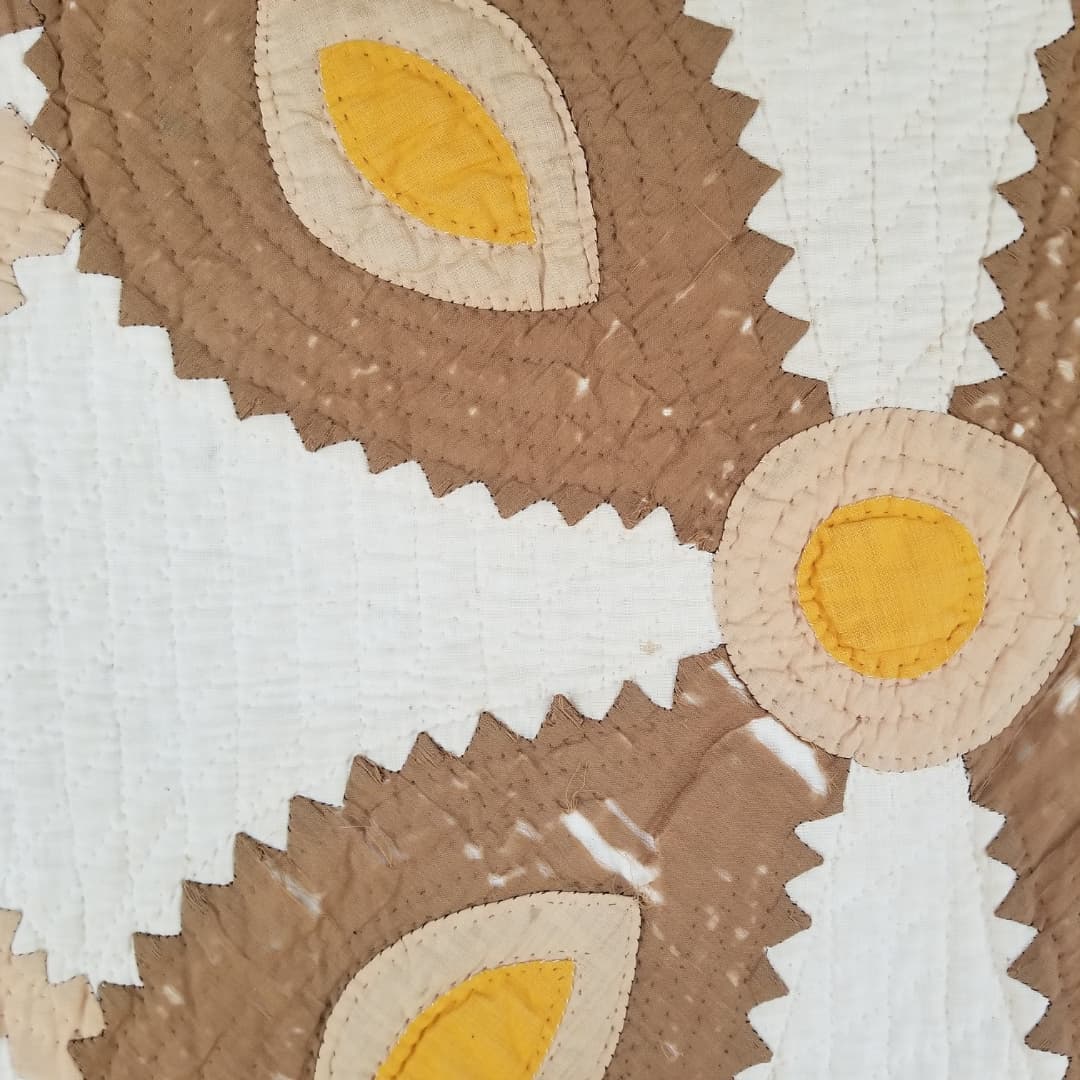 Ochre and Cheddar Applique Quit
