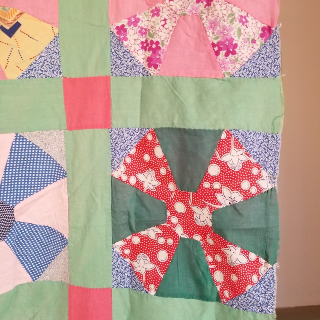 Green Pinwheel Quilt TOP