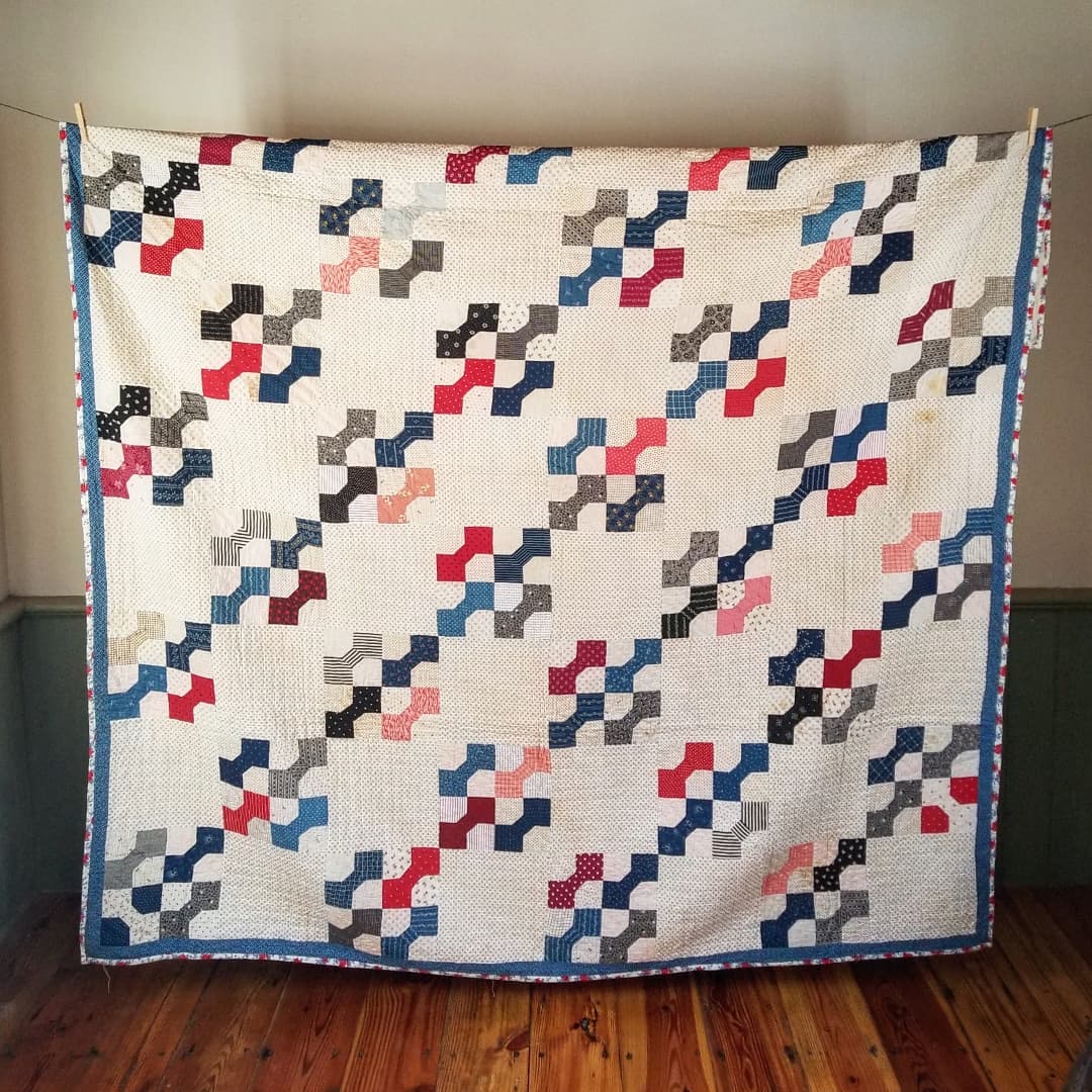 Early 1900s Bow Tie Quilt