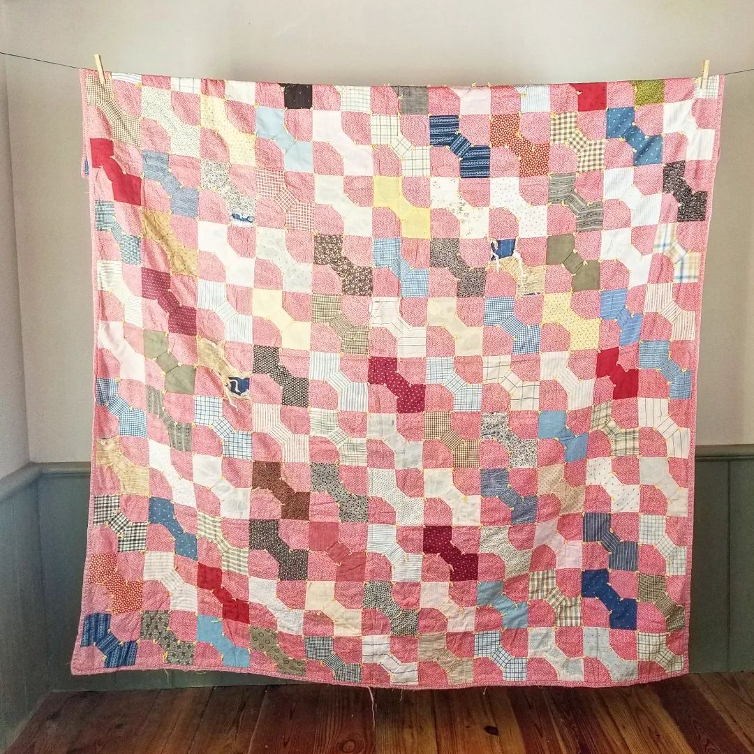 Hand Tied Bow Tie Quilt