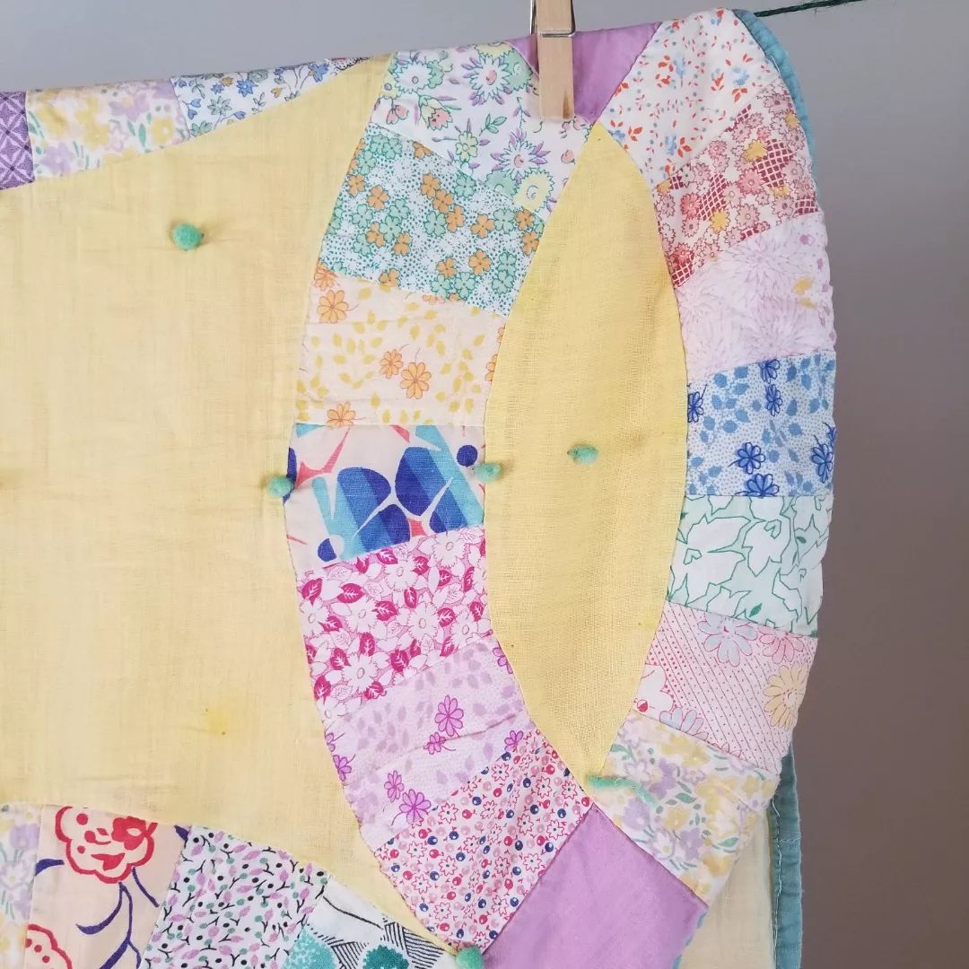 Buttercup Wedding Ring Quilt