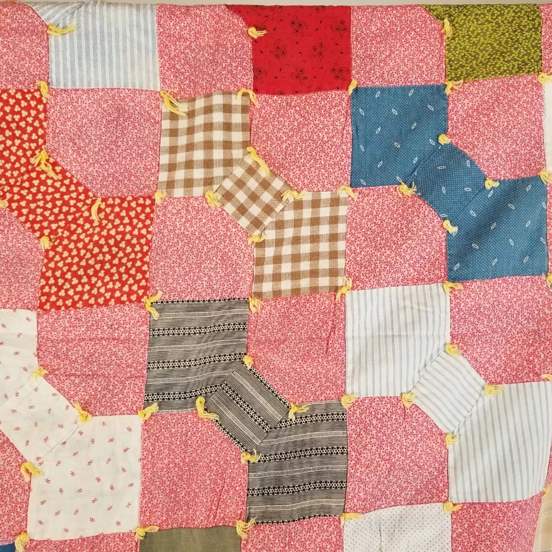 Hand Tied Bow Tie Quilt