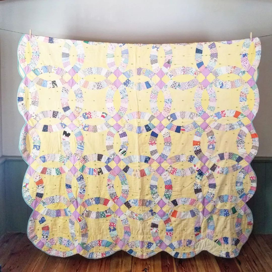Buttercup Wedding Ring Quilt