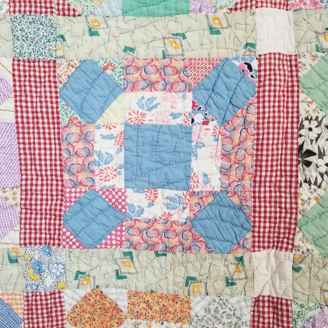 Johnnie Round the Corner Quilt