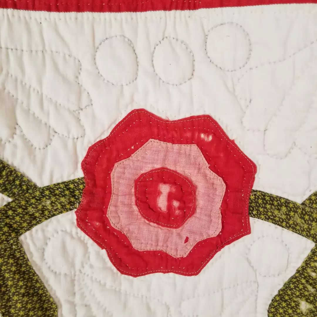 Rose Applique Quilt 2