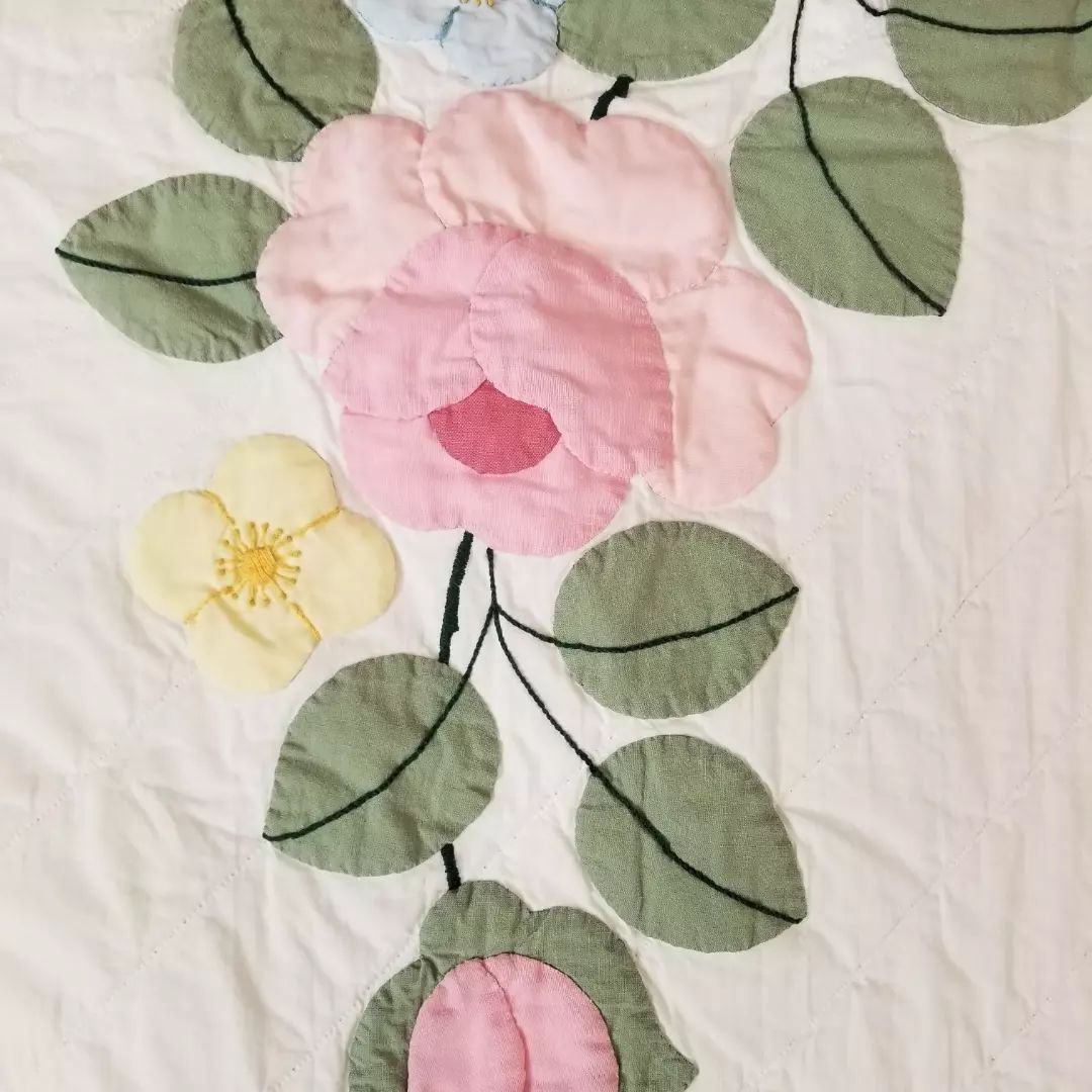 Rose Applique Quilt 6