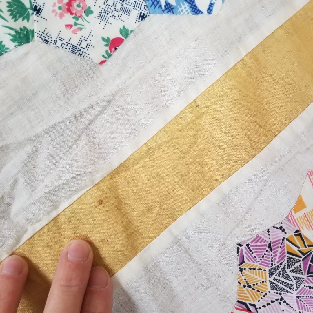 Dresden Plate Quilt TOP 4