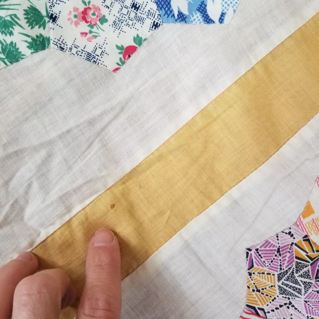 Dresden Plate Quilt TOP 4