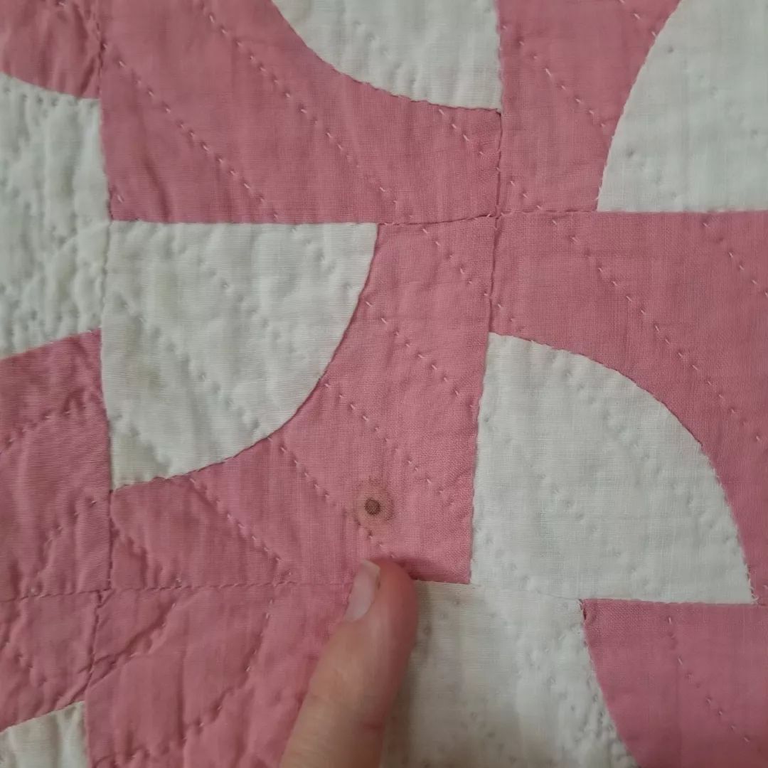 Pink Drunkard's Path Quilt