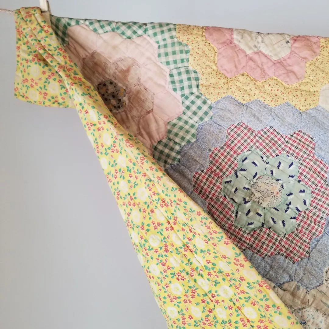 Gingham Grandmother's Garden Quilt