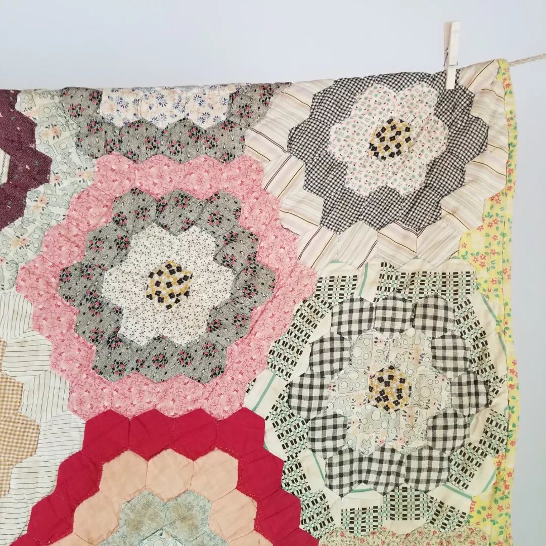 Gingham Grandmother's Garden Quilt