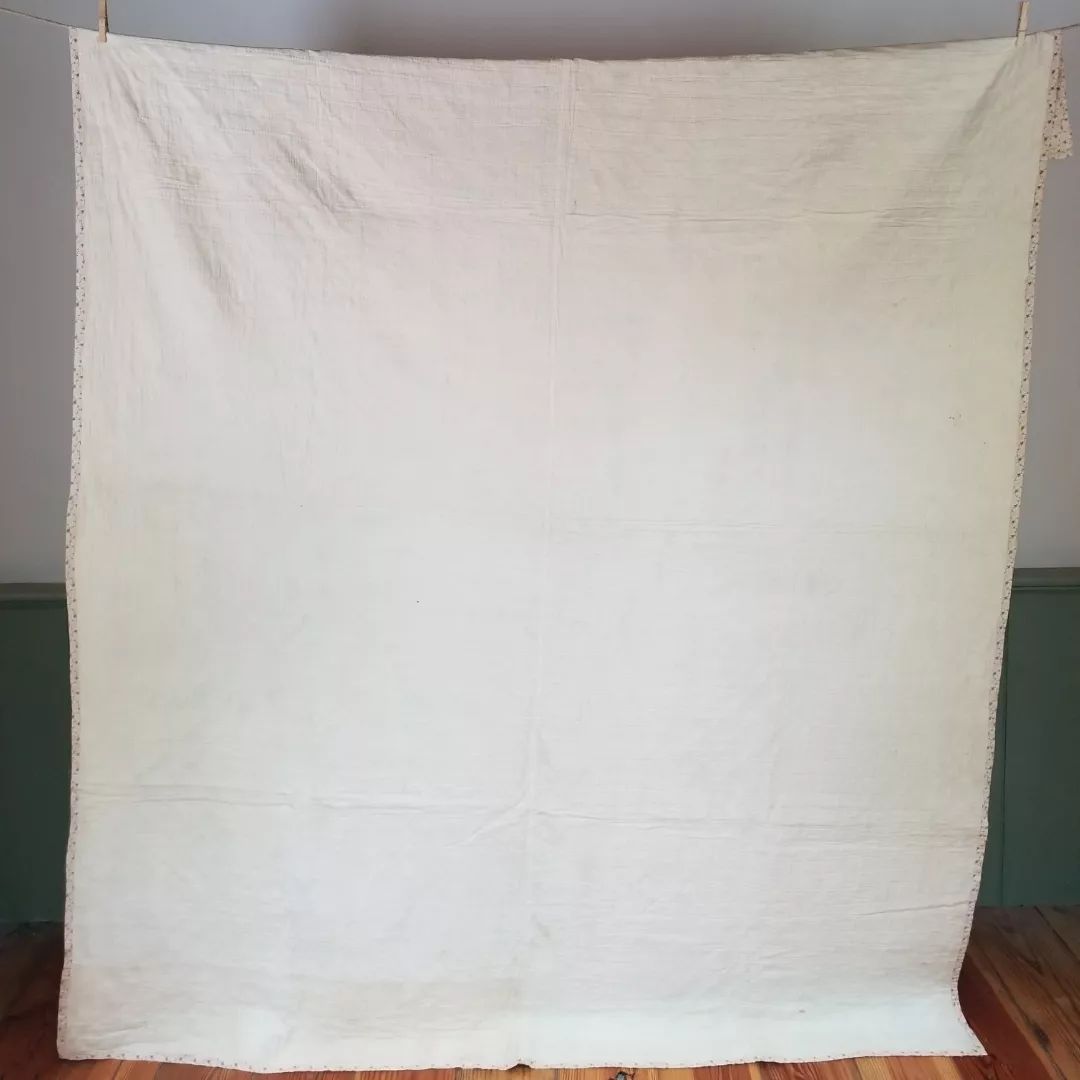 Calico and Cream Ocean Waves Quilt