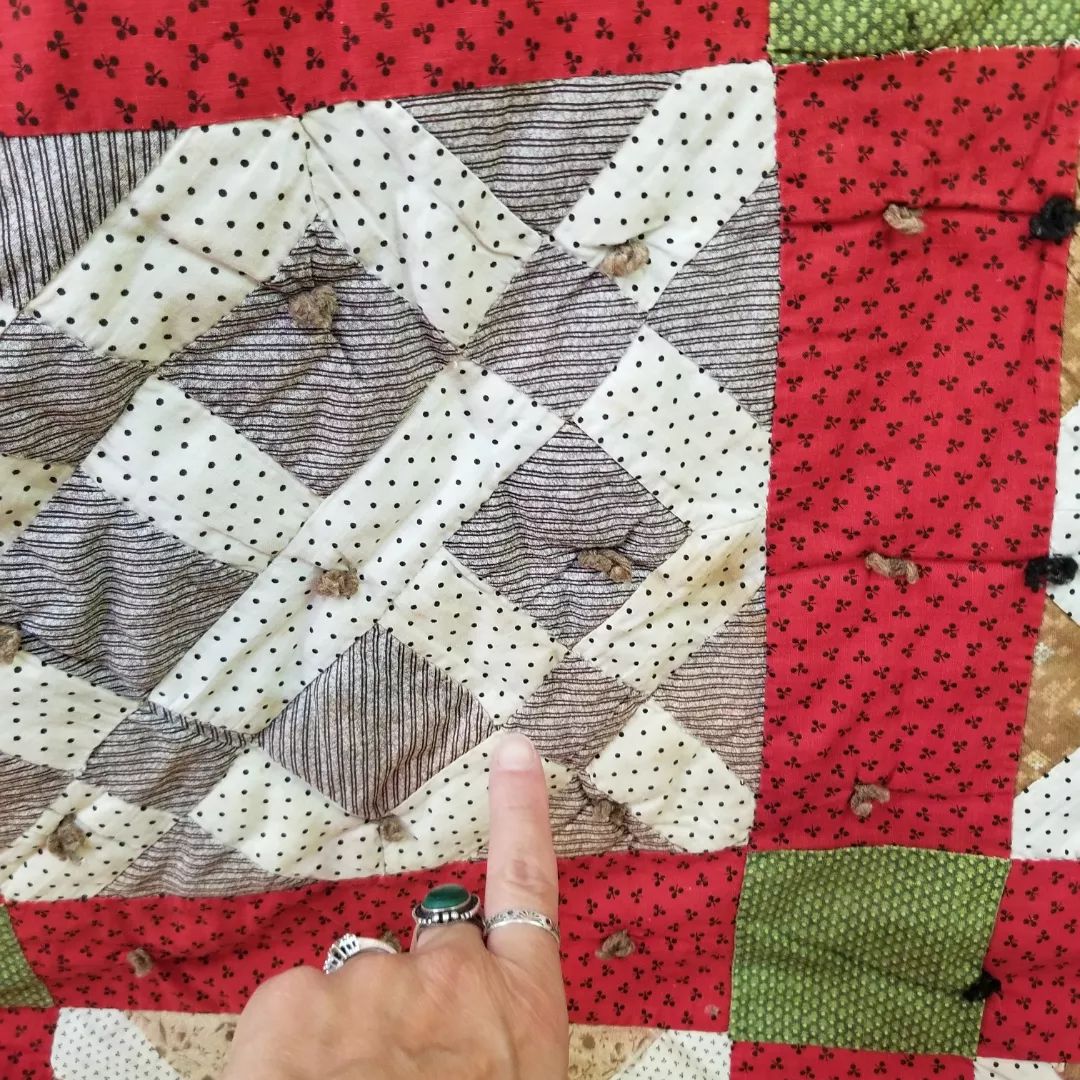 Red & Green Sashed Quilt
