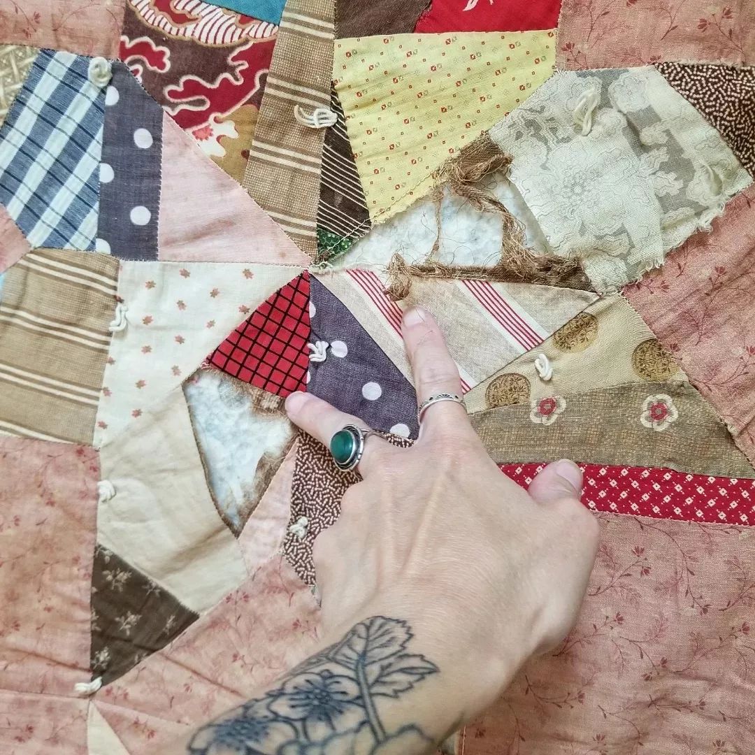 Hand Tied Star Quilt 4