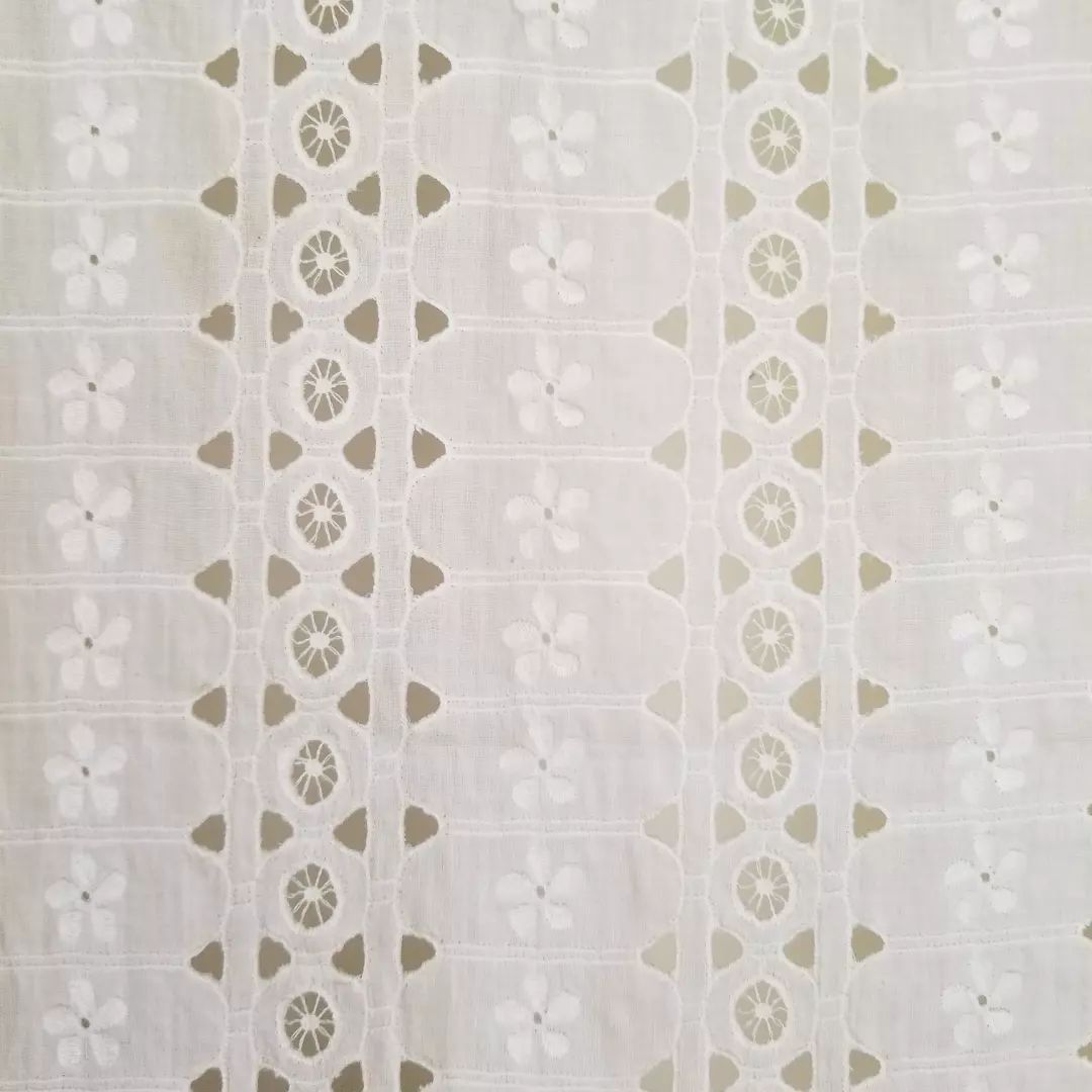 Lace Runner