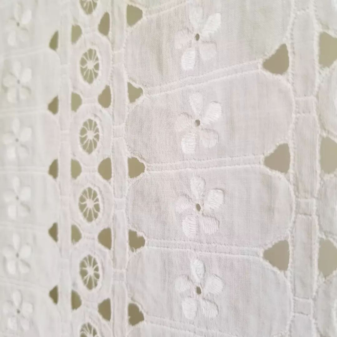 Lace Runner