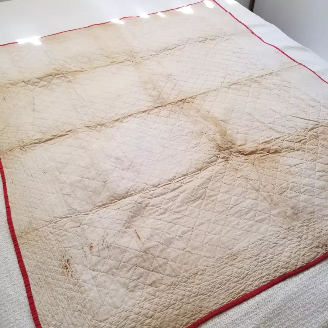 Red and White Orleans Quilt