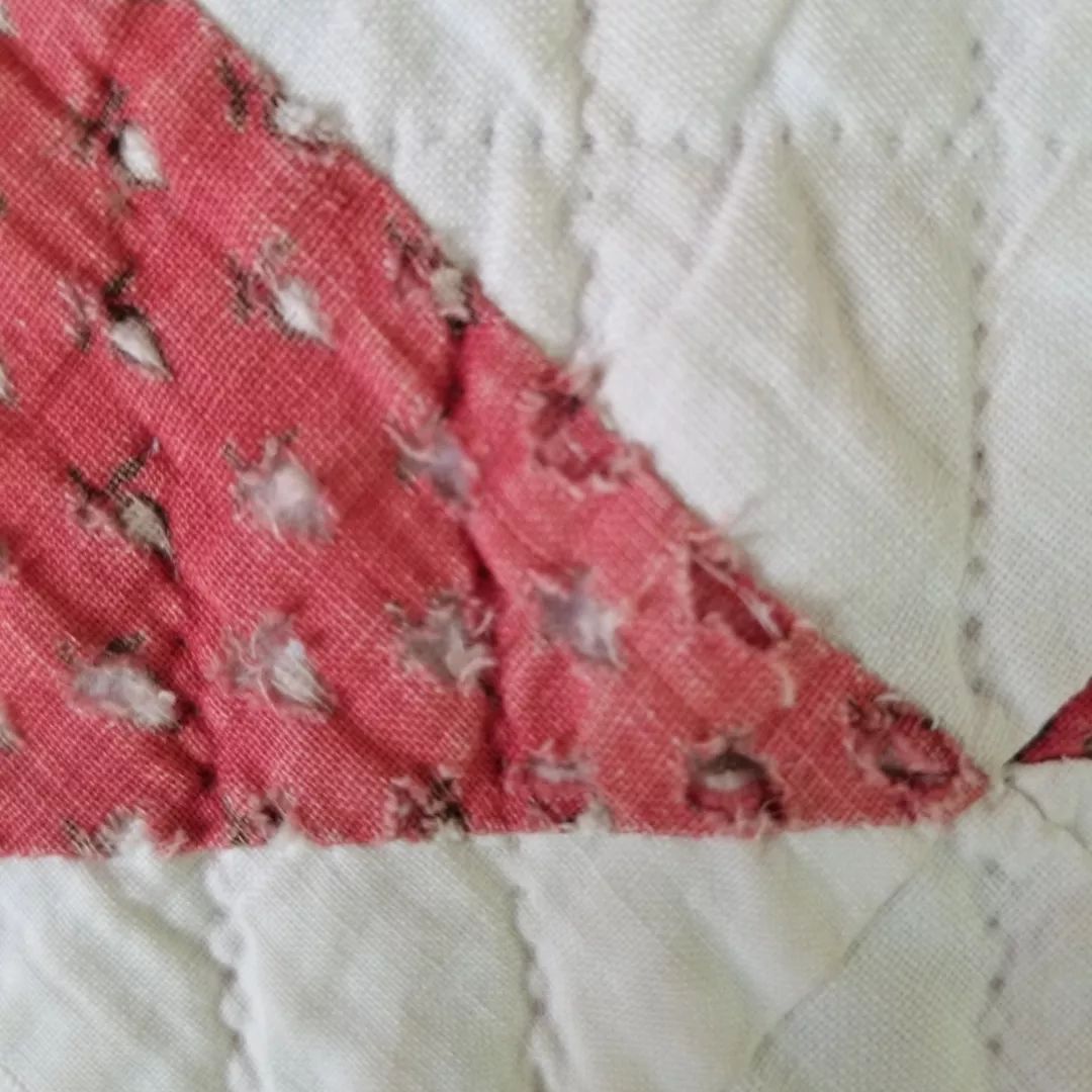Red and Cream Pinwheel Quilt