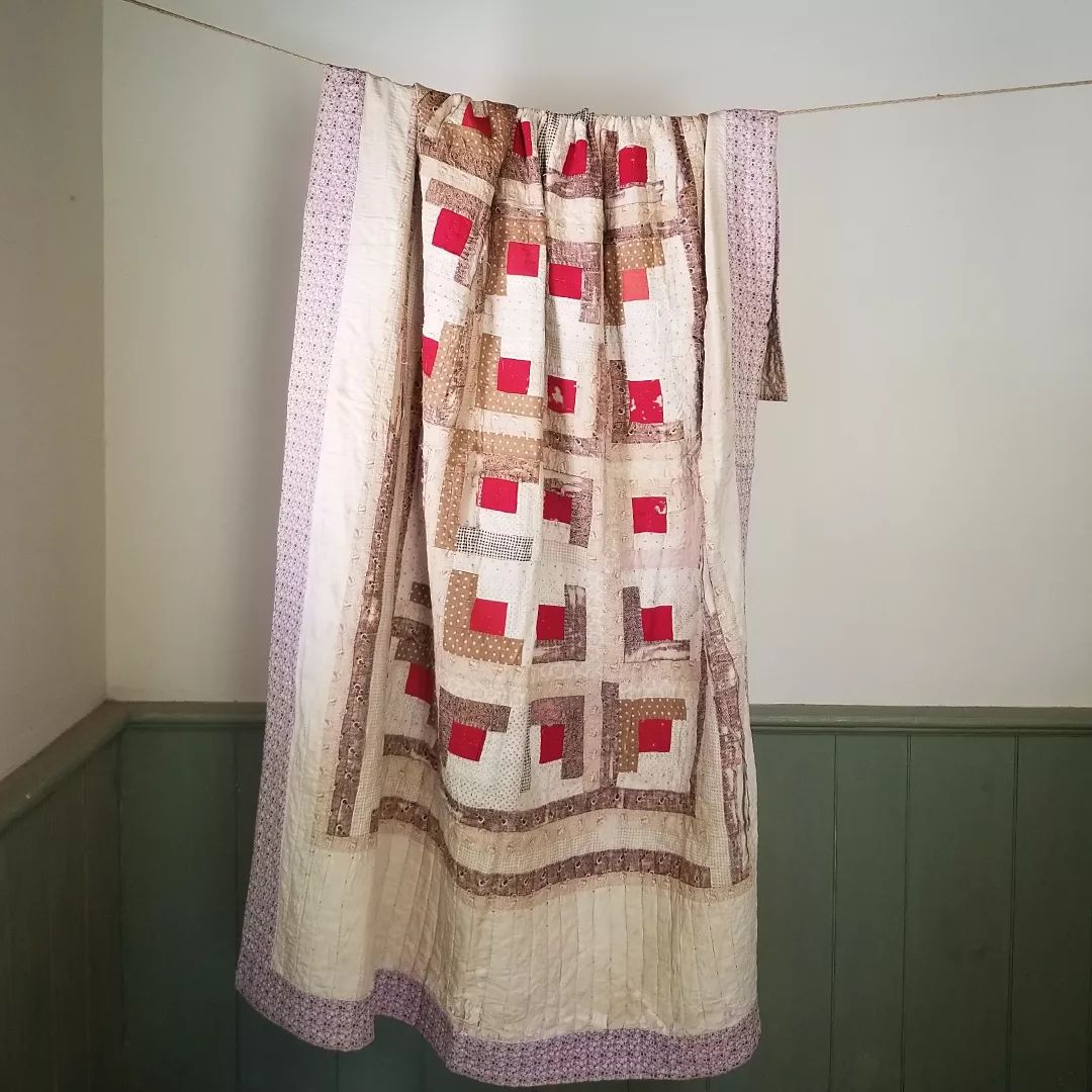 Log Cabin Quilt