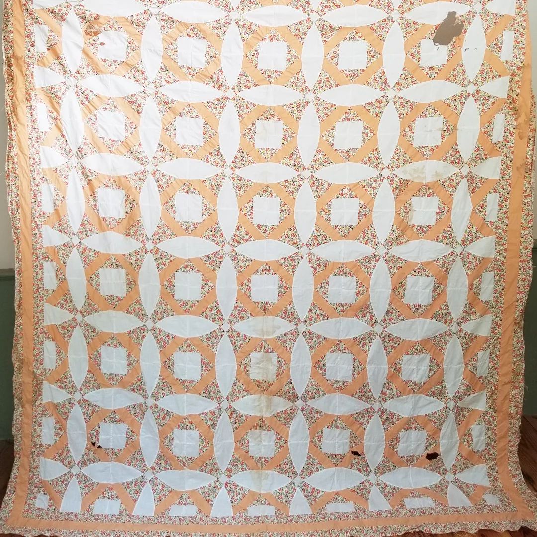 Peach and Floral, Royal Cross Quilt TOP