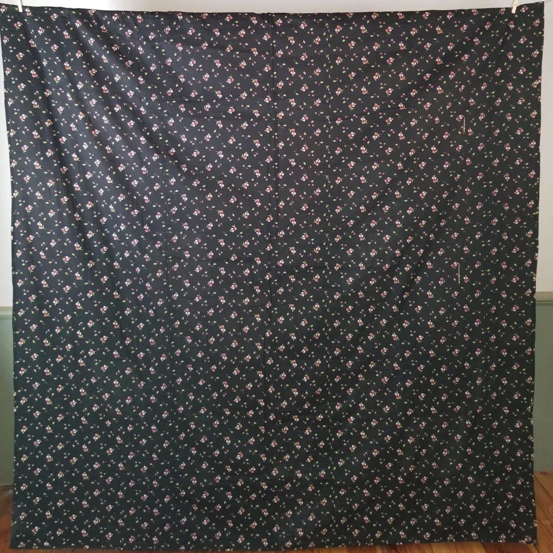 Wool, Silk and Velvet Log Cabin Quilt