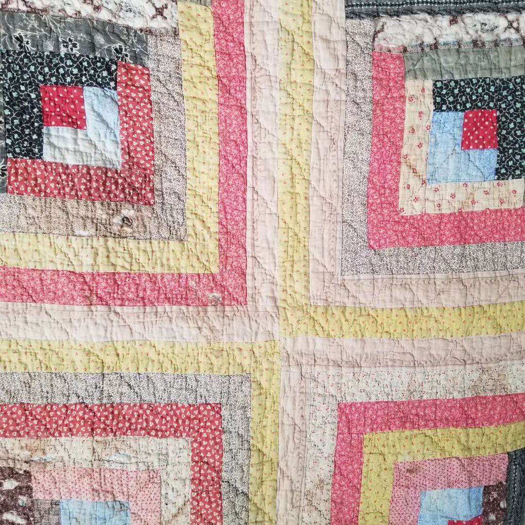 Log Cabin Crib Quilt