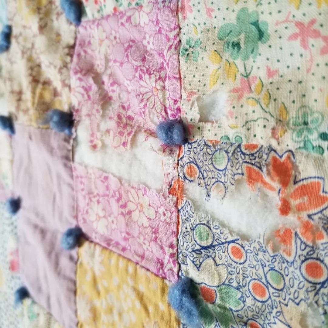 Hand Tied Sugar Quilt