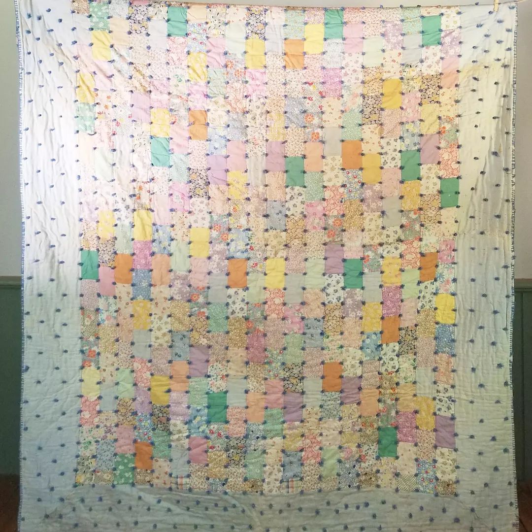 Hand Tied Sugar Quilt