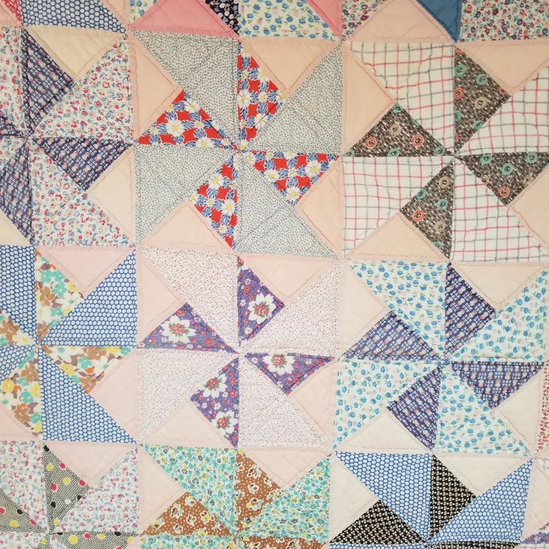 Sacking Pinwheel Quilt