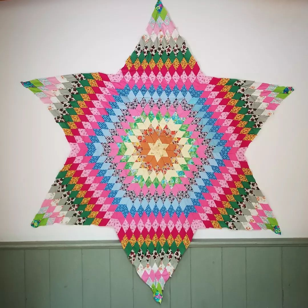 Lone Star Quilt Block Center