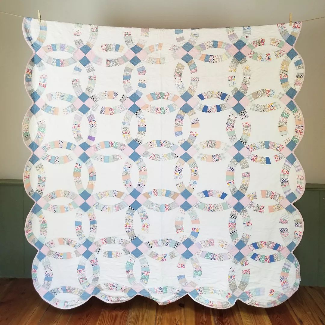 Double Wedding Ring Quilt