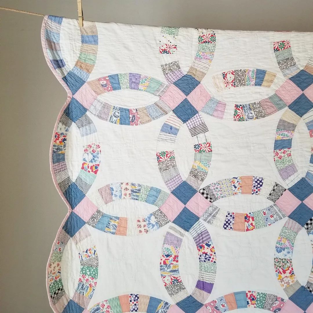 Double Wedding Ring Quilt