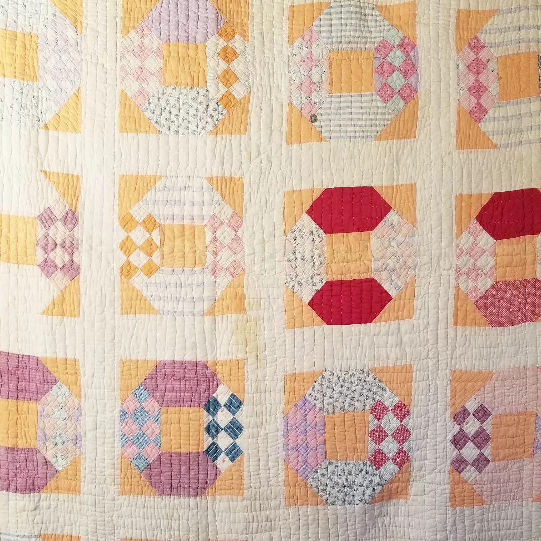 Peach Quilt, Ozark Tile Variation