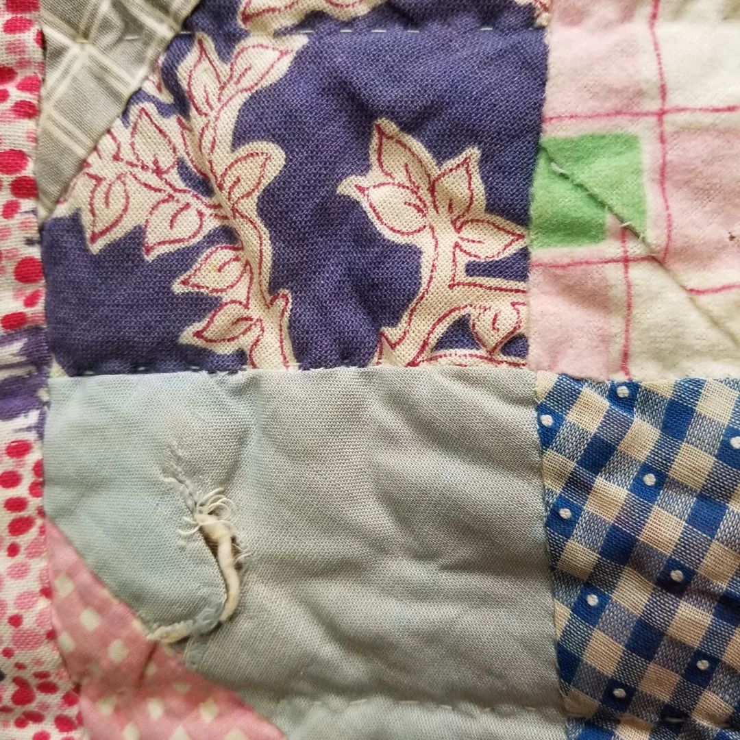 Half Triangle Feed Sack Quilt
