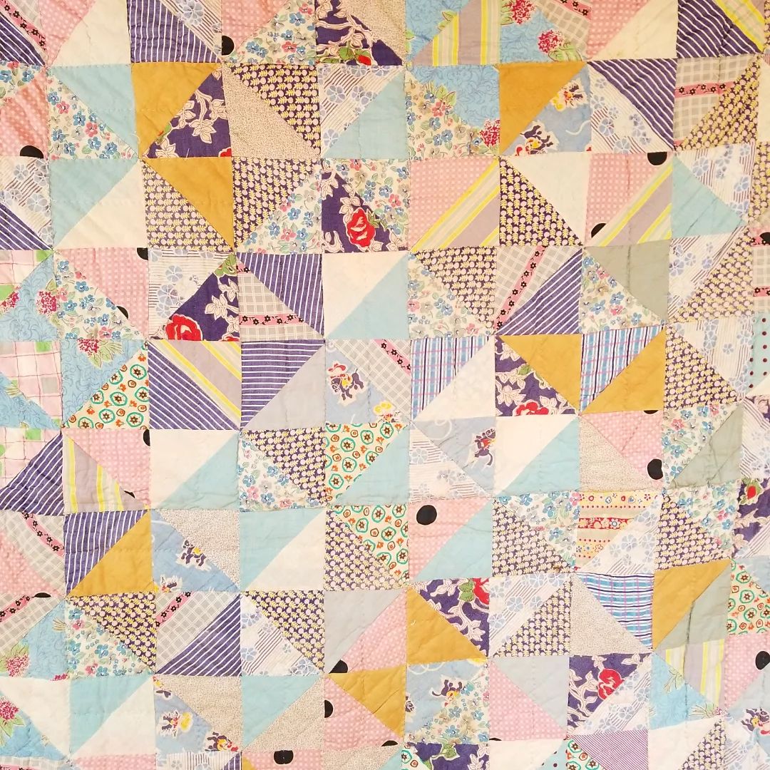 Half Triangle Feed Sack Quilt