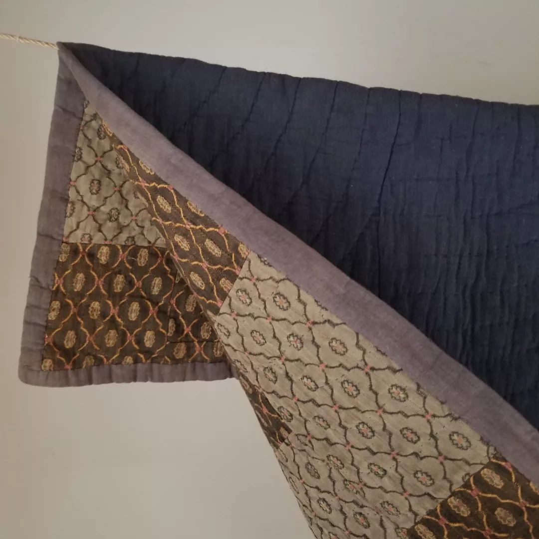 Jacquard Quilt