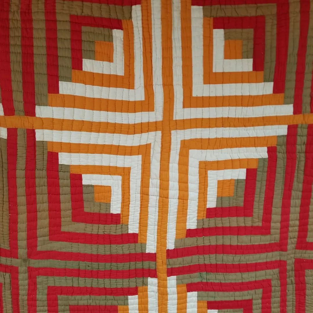 Log Cabin, Cheddar Quilt