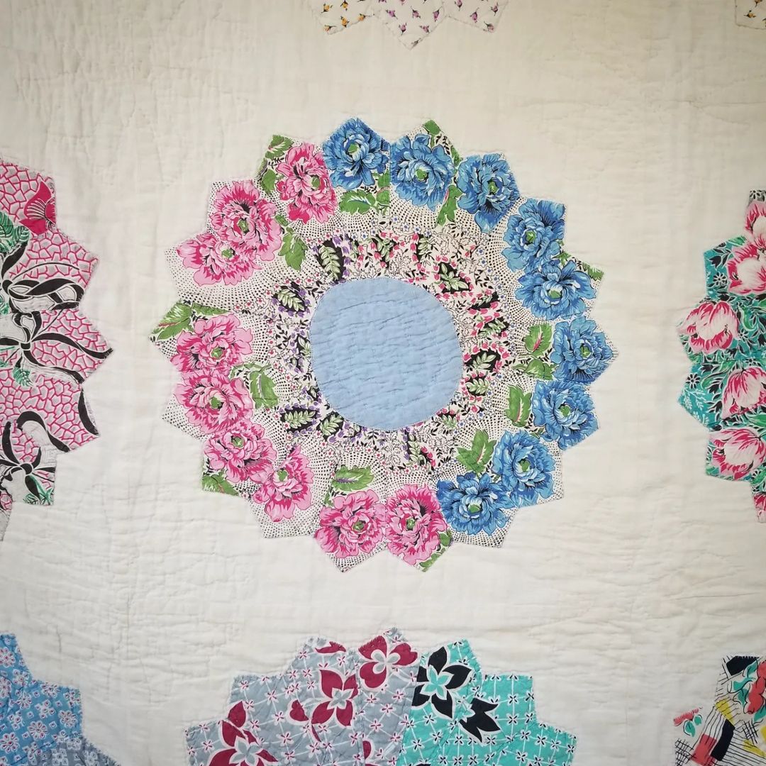 Friendship Flower, Feedsack Quilt