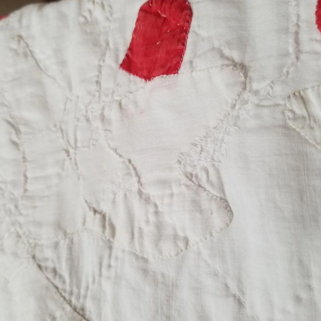 Red Applique Flower Quilt