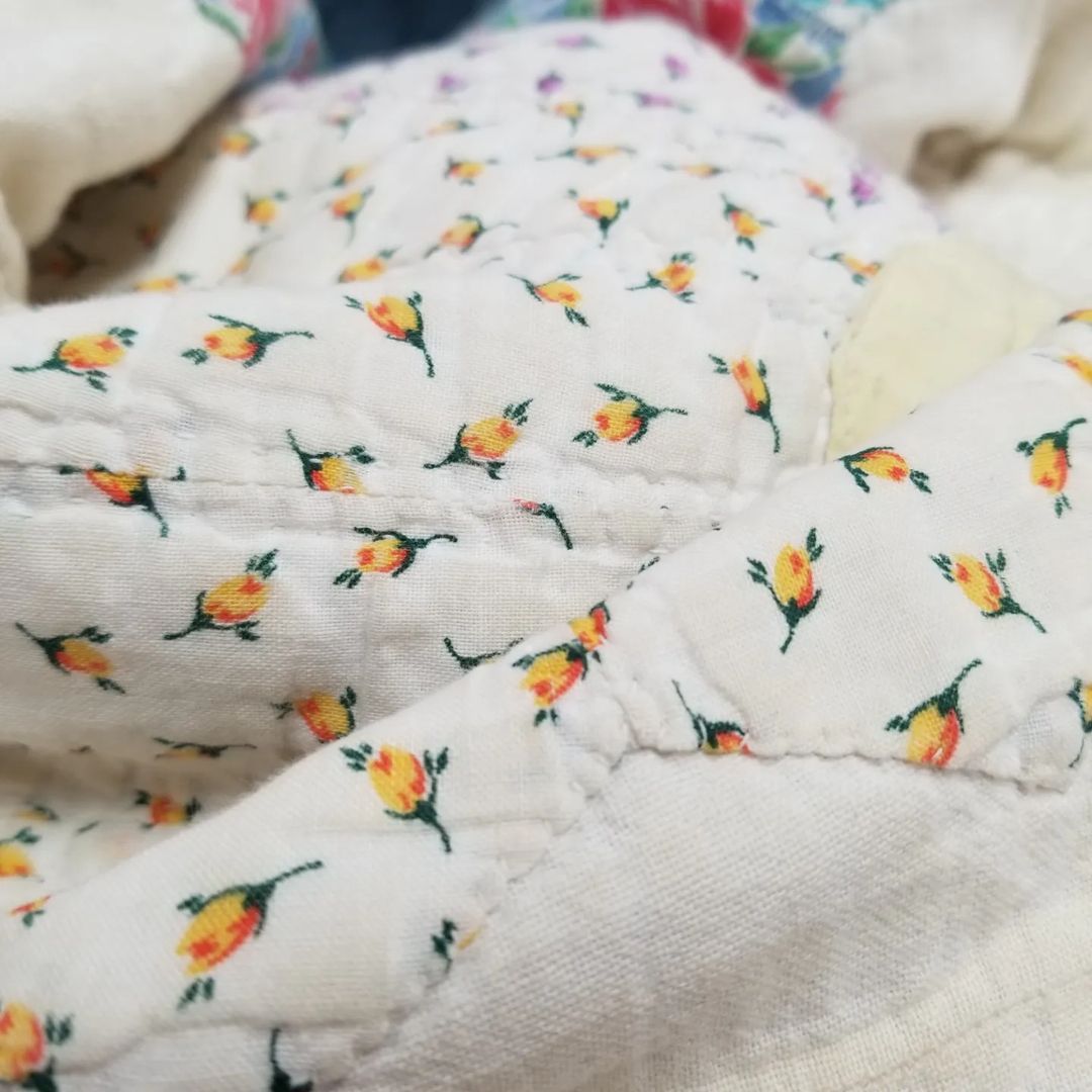 Friendship Flower, Feedsack Quilt