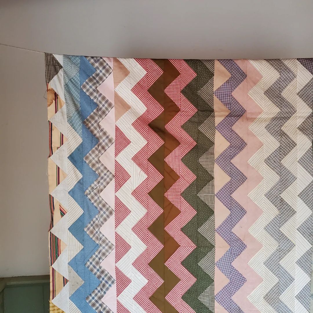 Zig Zag, Shirting Quilt Top