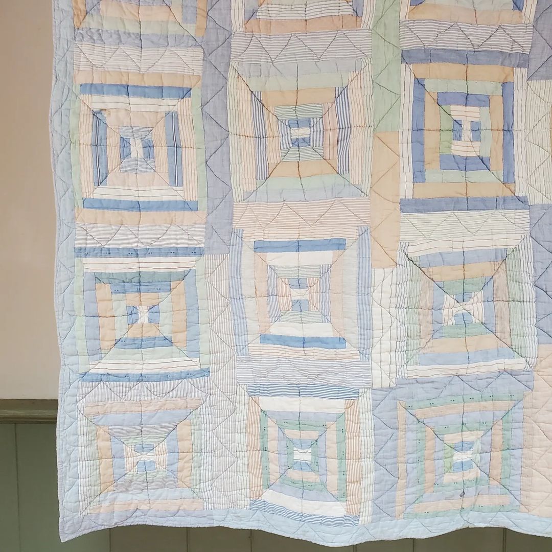 Log Cabin Crib Quilt
