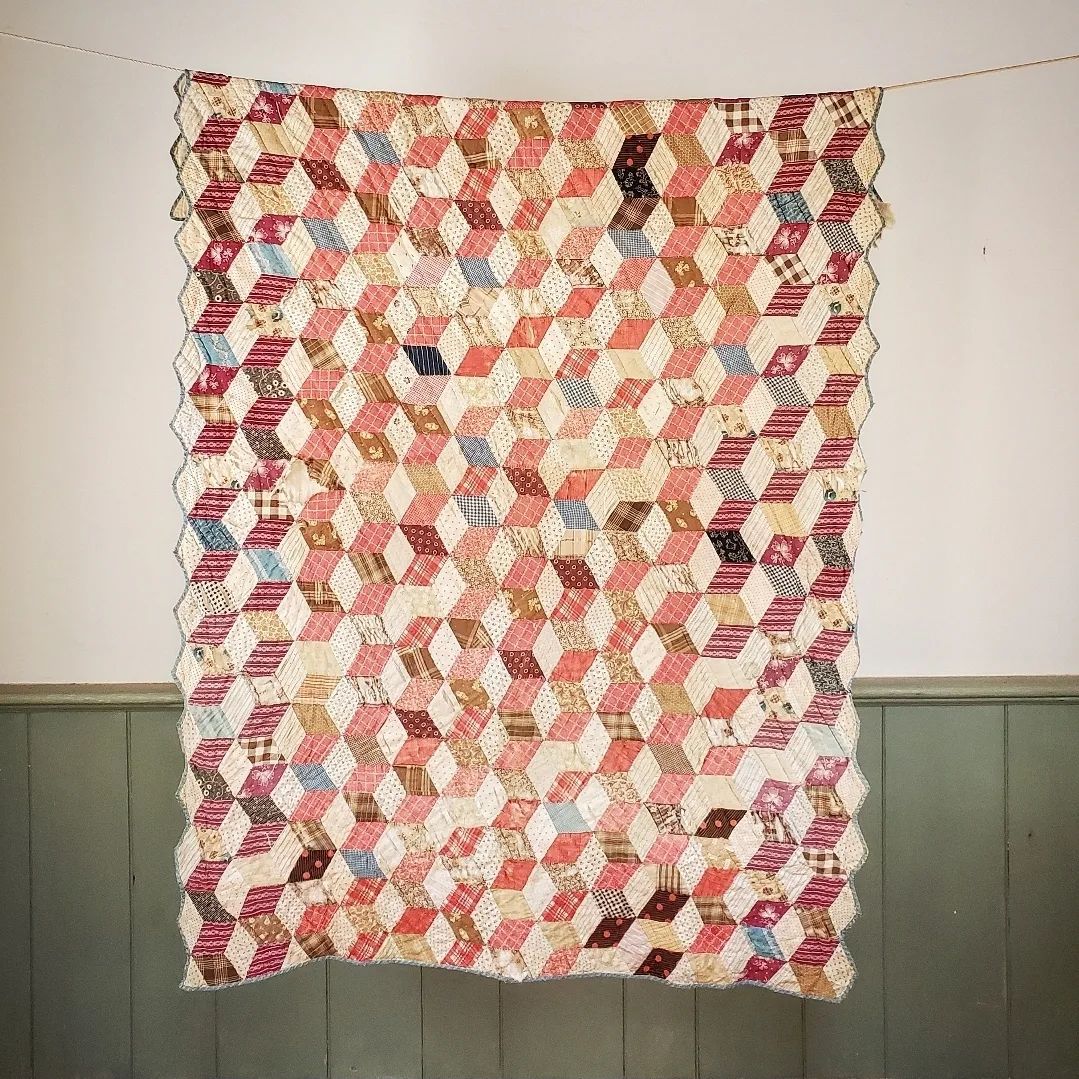 Little Tumbling Block Quilt
