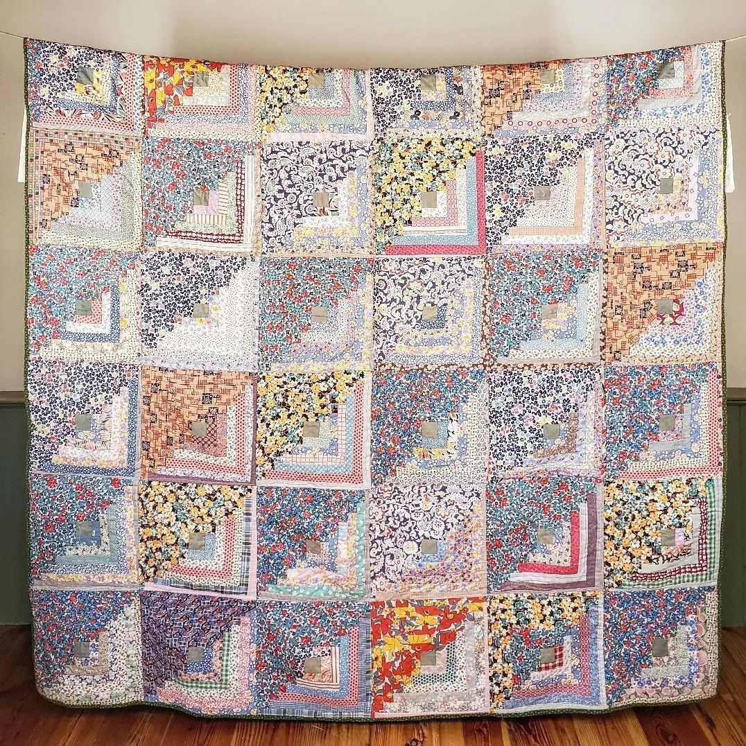 Floral Log Cabin Quilt