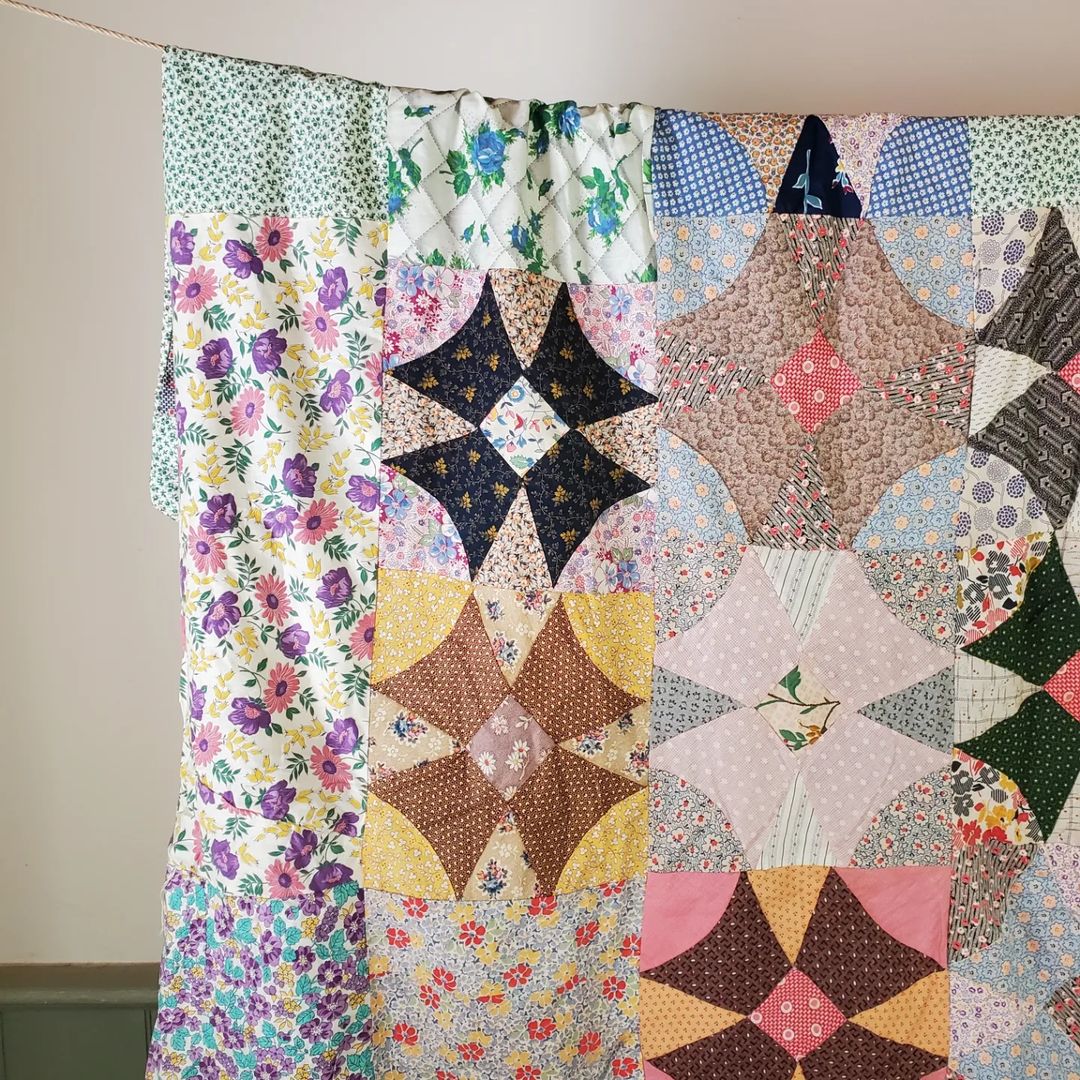 Maltese Cross Quilt, Untied