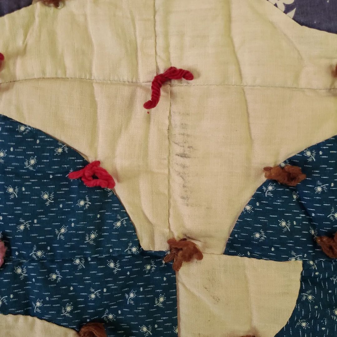 Hand Tied Drunkard's Path Quilt