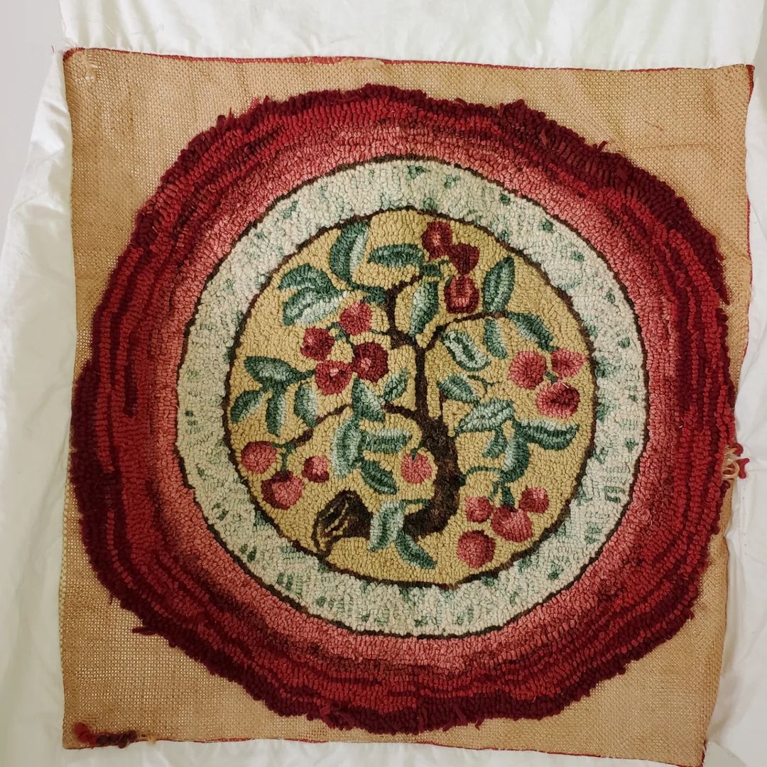 Hand hooked Cherry Tree Rug