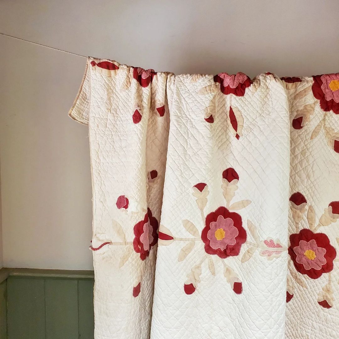 Rose Applique Quilt 3