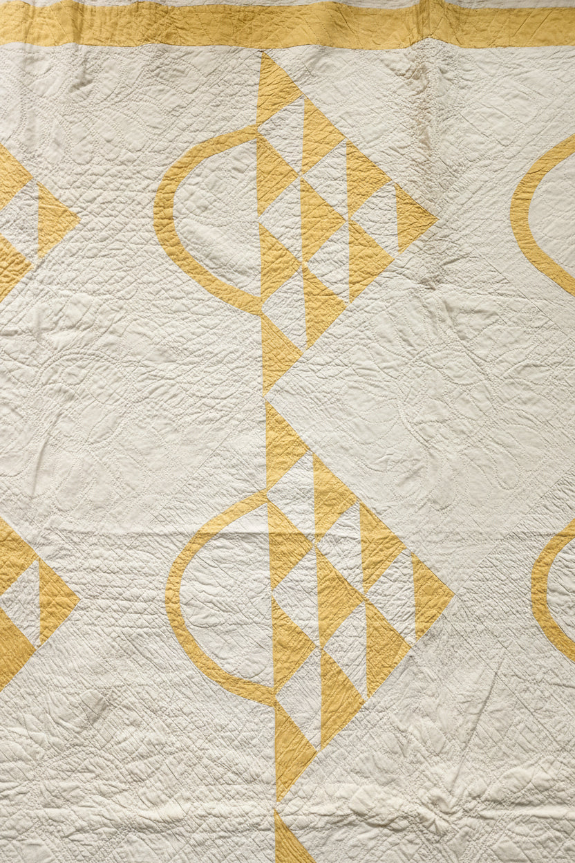Vintage Yellow Baskets Quilt